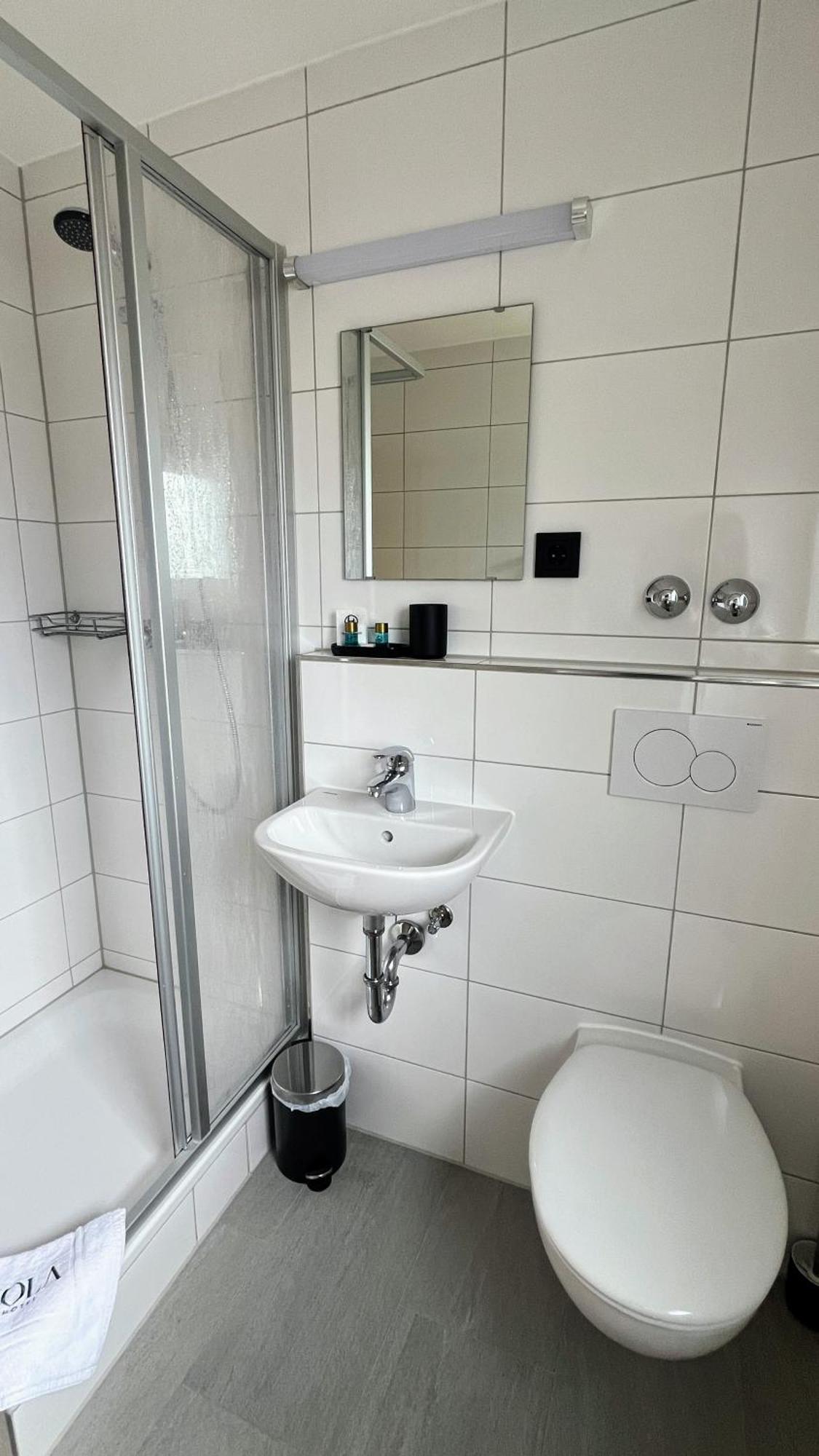 Hola Hotel Stuttgart شتوتغارت المظهر الخارجي الصورة