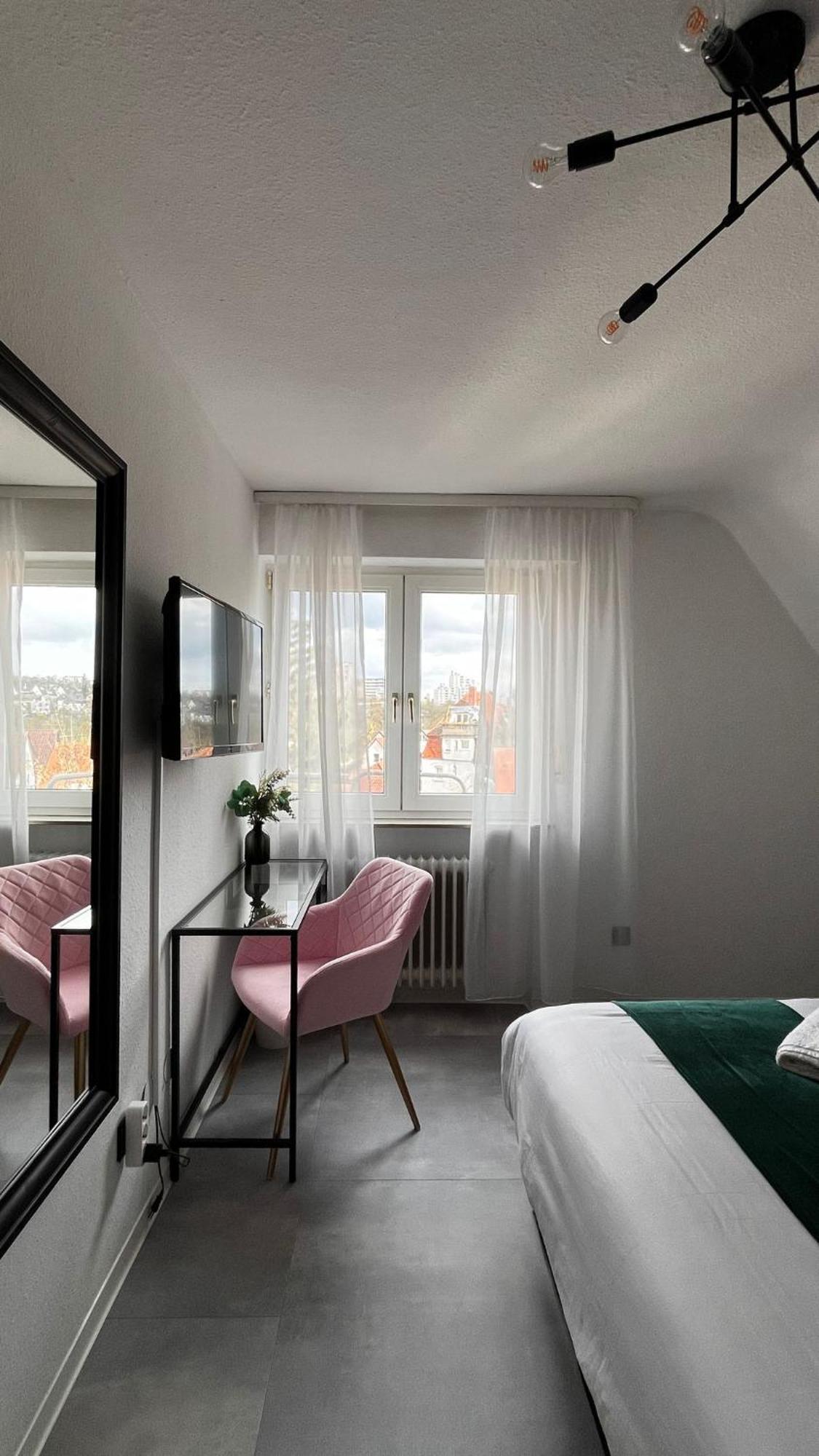 Hola Hotel Stuttgart شتوتغارت المظهر الخارجي الصورة